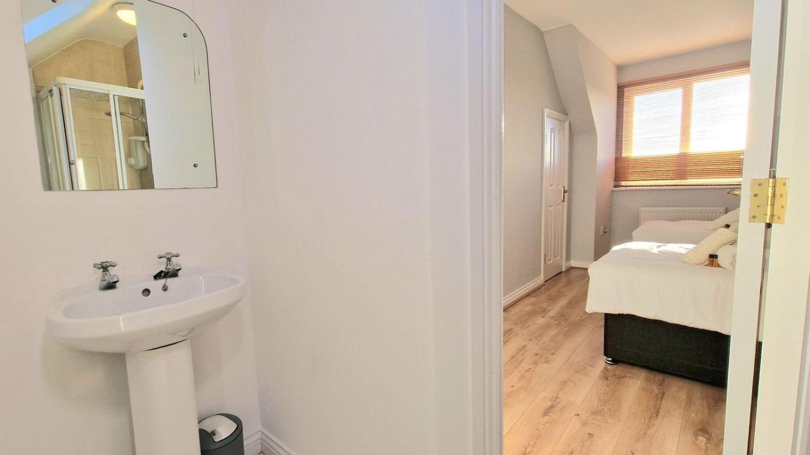 Cosy 3 Bedroom Ensuites Galway