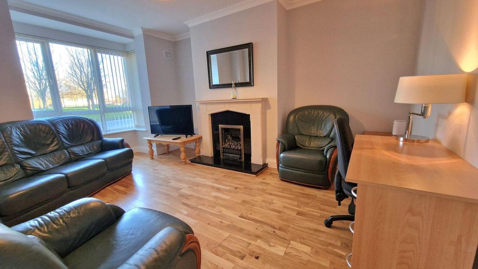 Cosy 3 Bedroom Ensuites * Galway