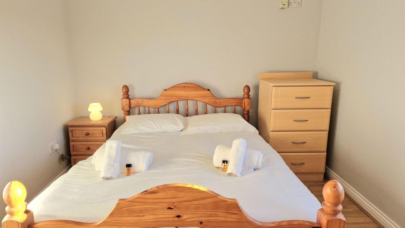 Cosy 3 Bedroom Ensuites Apartment