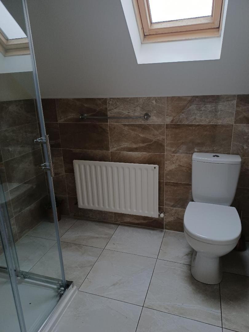 Holiday home Cloonboo With Tours Sleeps 12