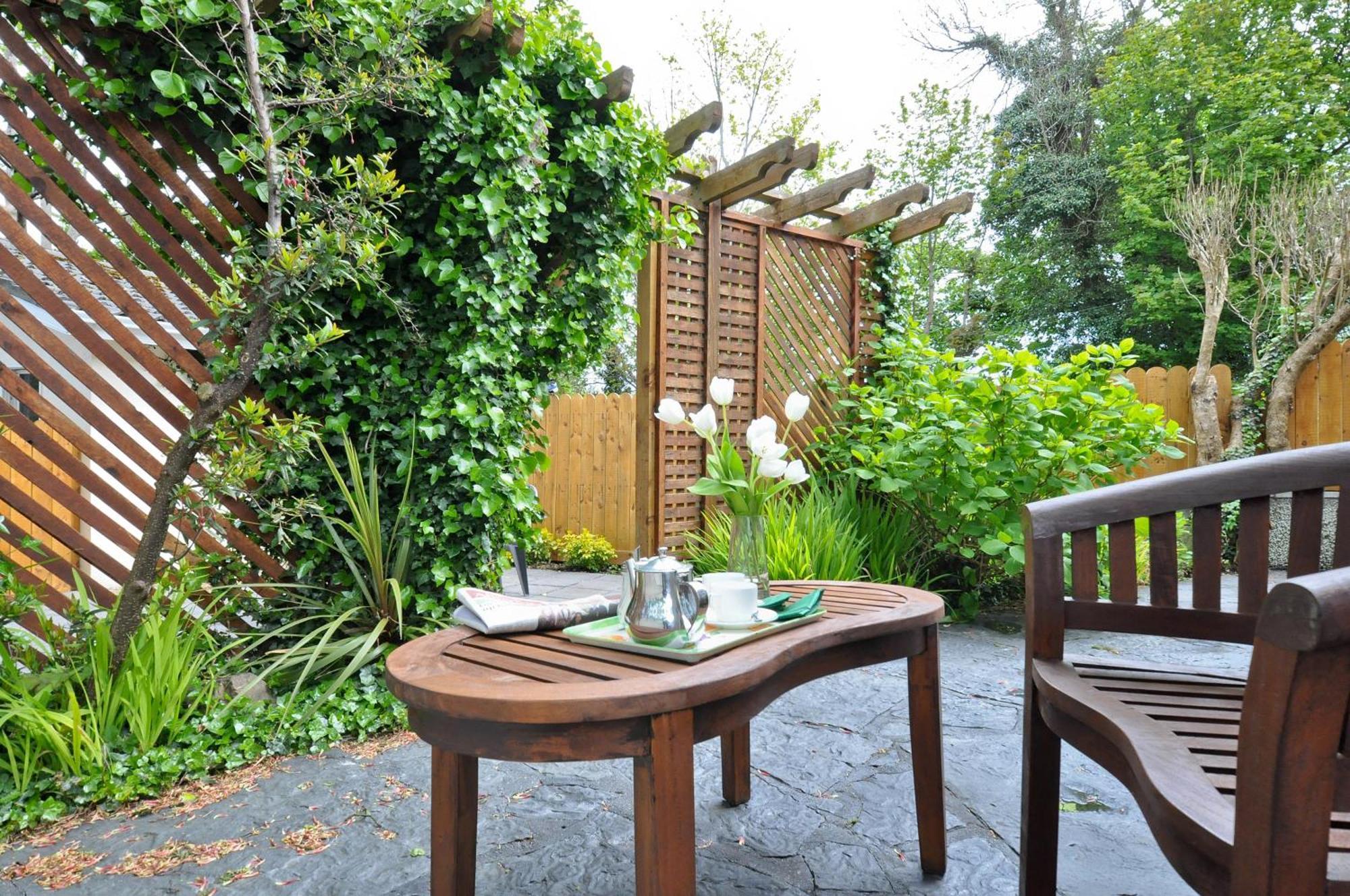 Bed & Breakfast Ash Grove House 2*