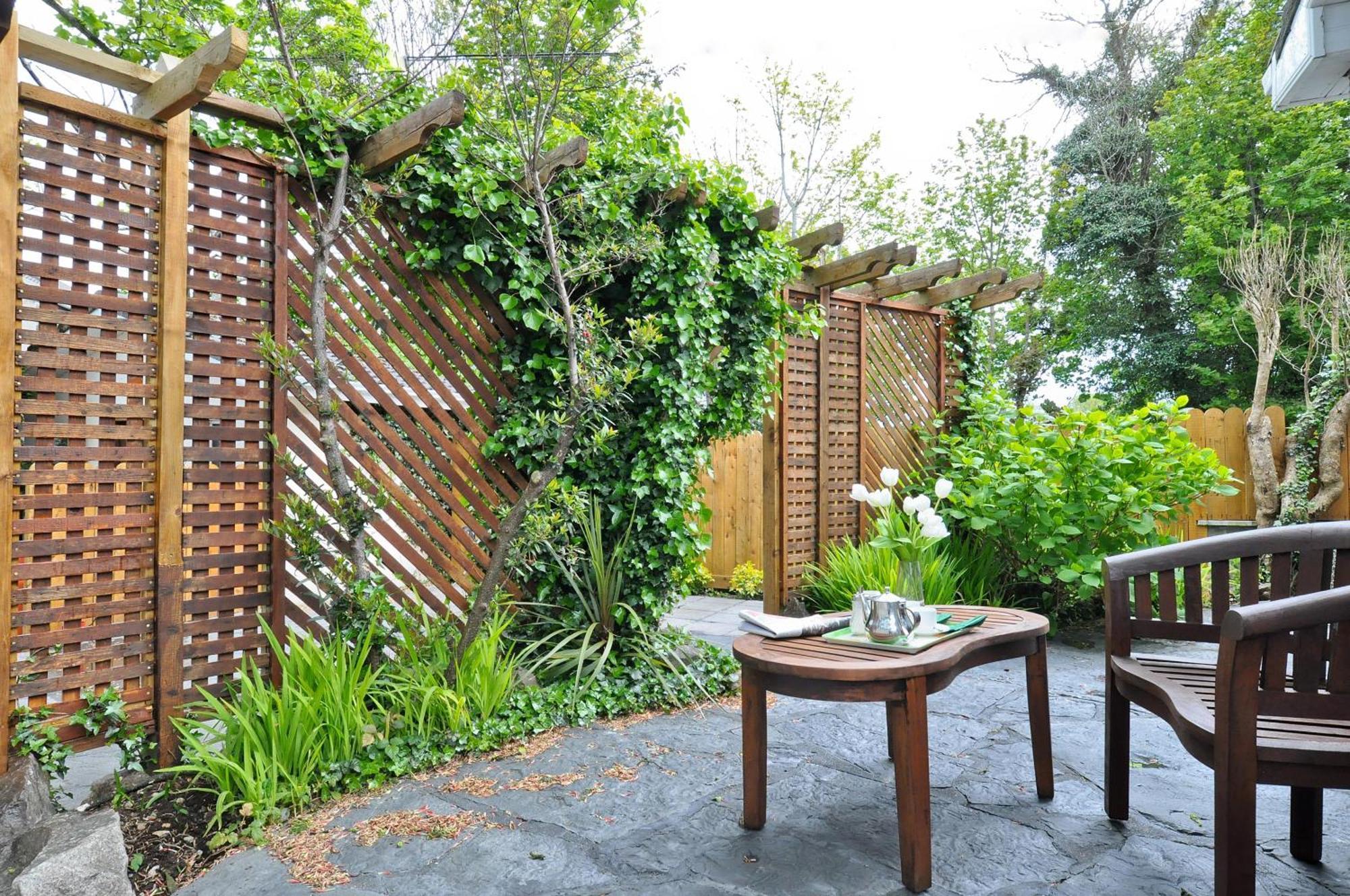 Bed & Breakfast Ash Grove House Galway