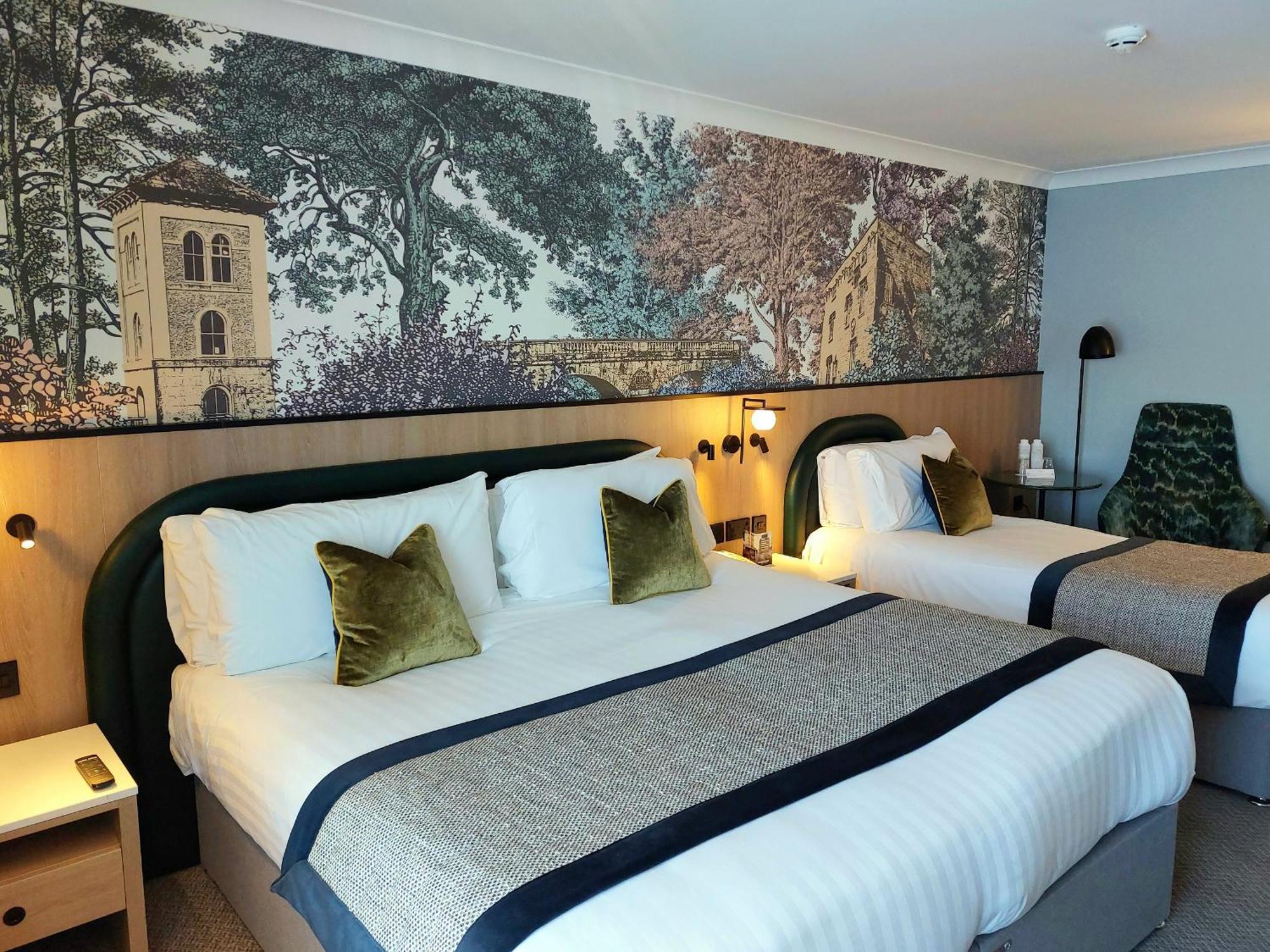 Menlo Park 4*