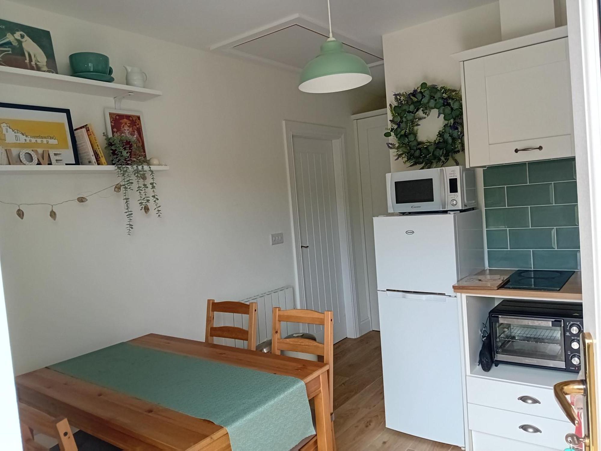 Garden Apartment *