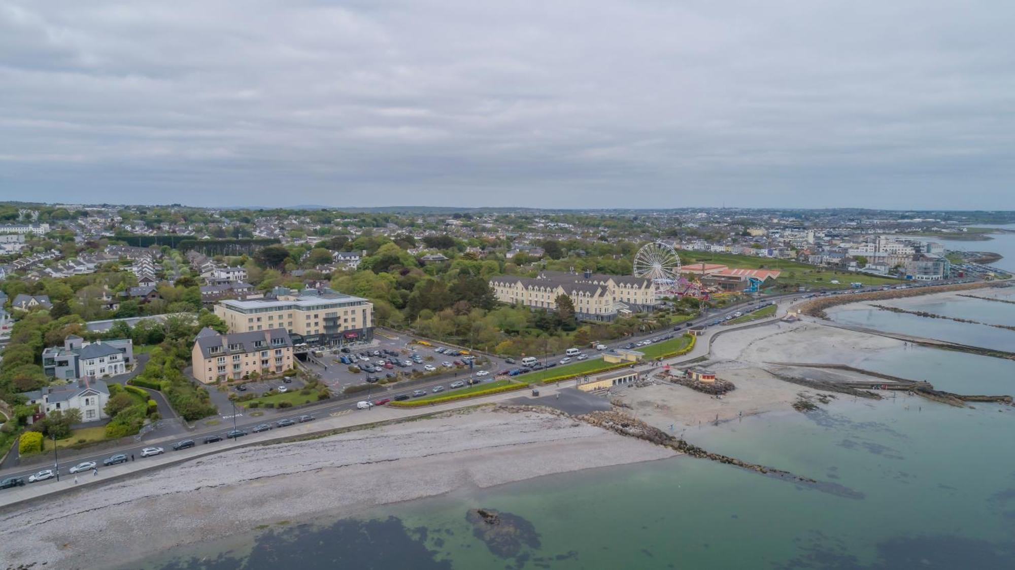 Salthill Hotel 4*