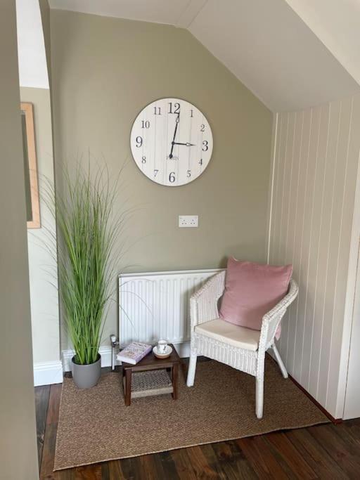 Charming House On Taylors Hill With Free Parking Galway