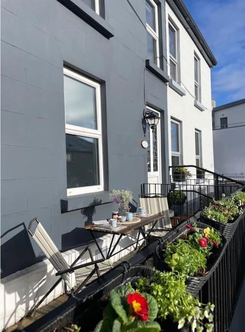 Charming House On Taylors Hill With Free Parking * Galway