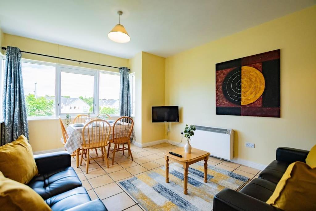68 - Spacious & Budget Friendly By Shortstays *