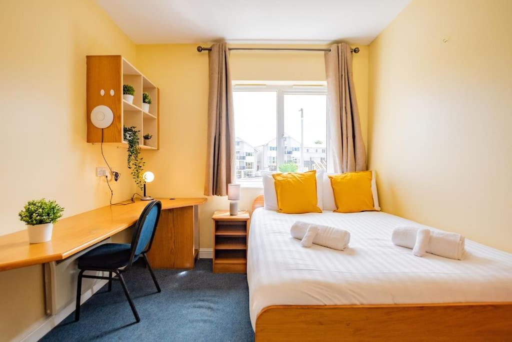 68 - Spacious & Budget Friendly By Shortstays Apartment *