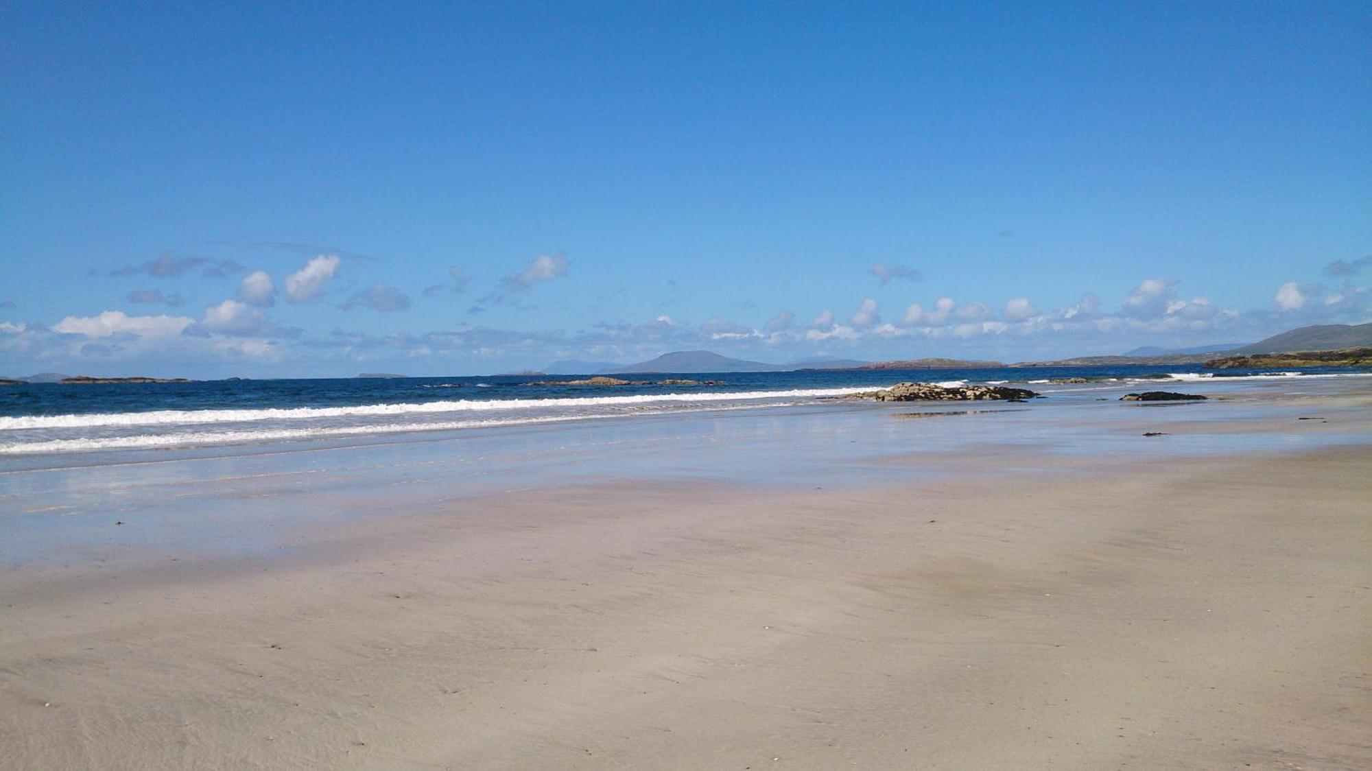 Knocknacarra House - Stylish Spacious House Near Salthill Galway