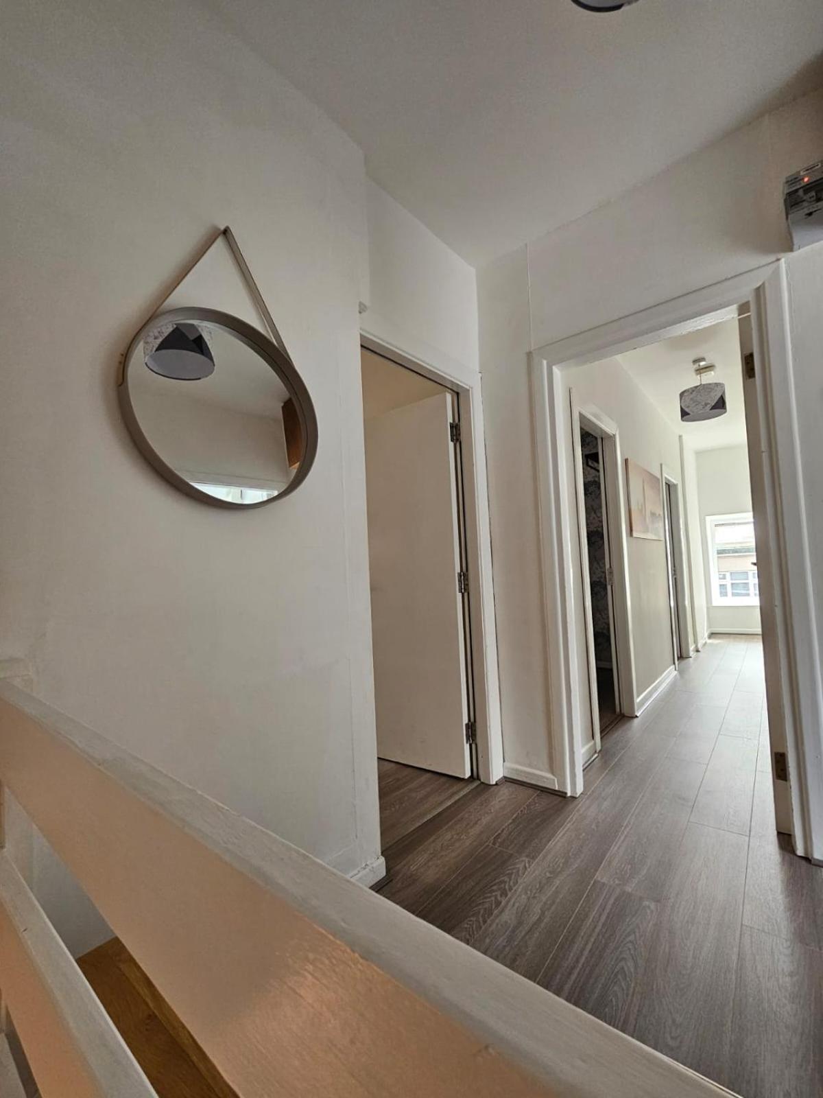Apartment Centre