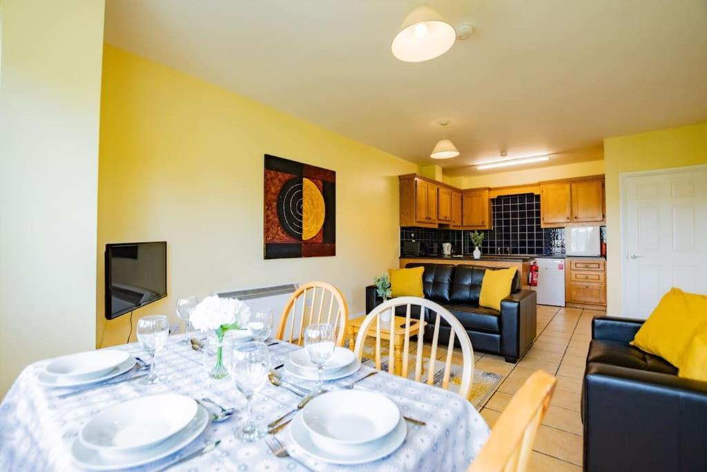 74 - Three Bed By Shortstays Apartment *