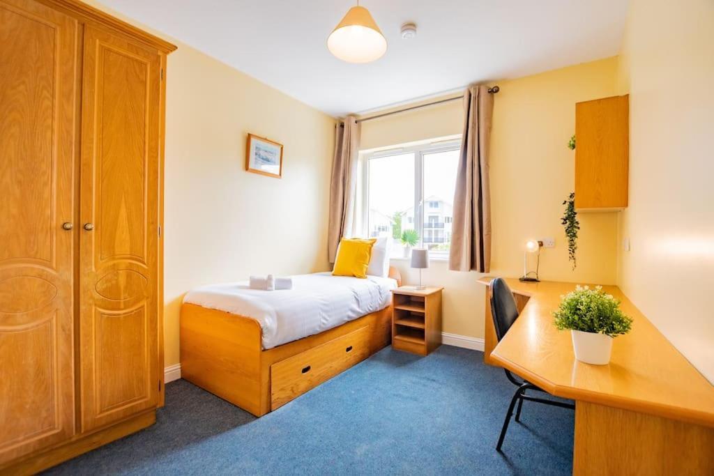 74 - Three Bed By Shortstays Apartment
