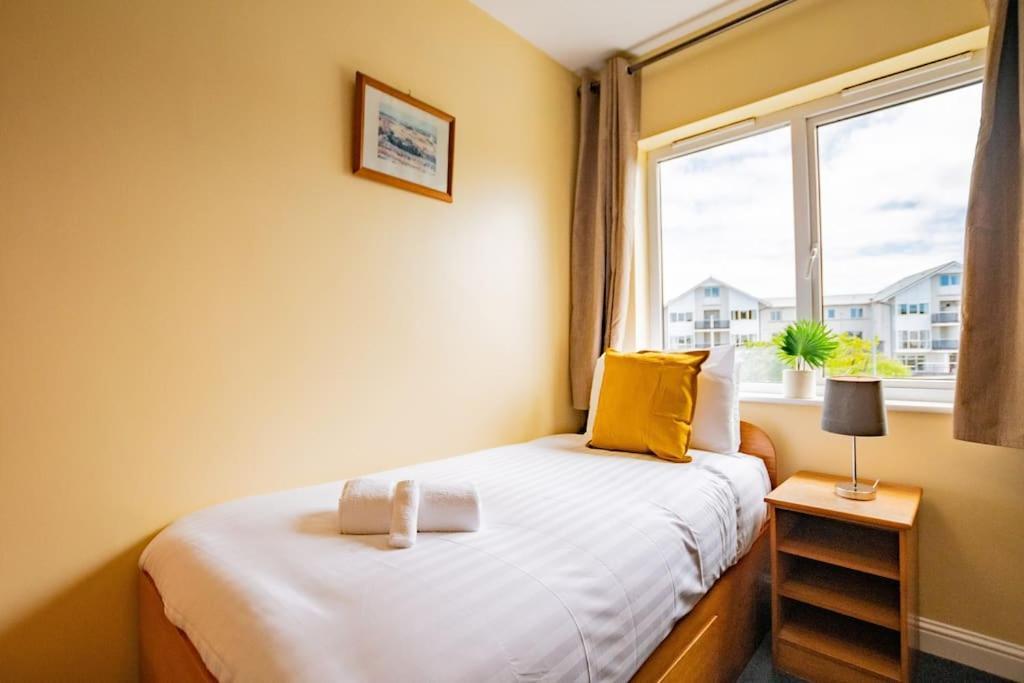 74 - Three Bed By Shortstays *