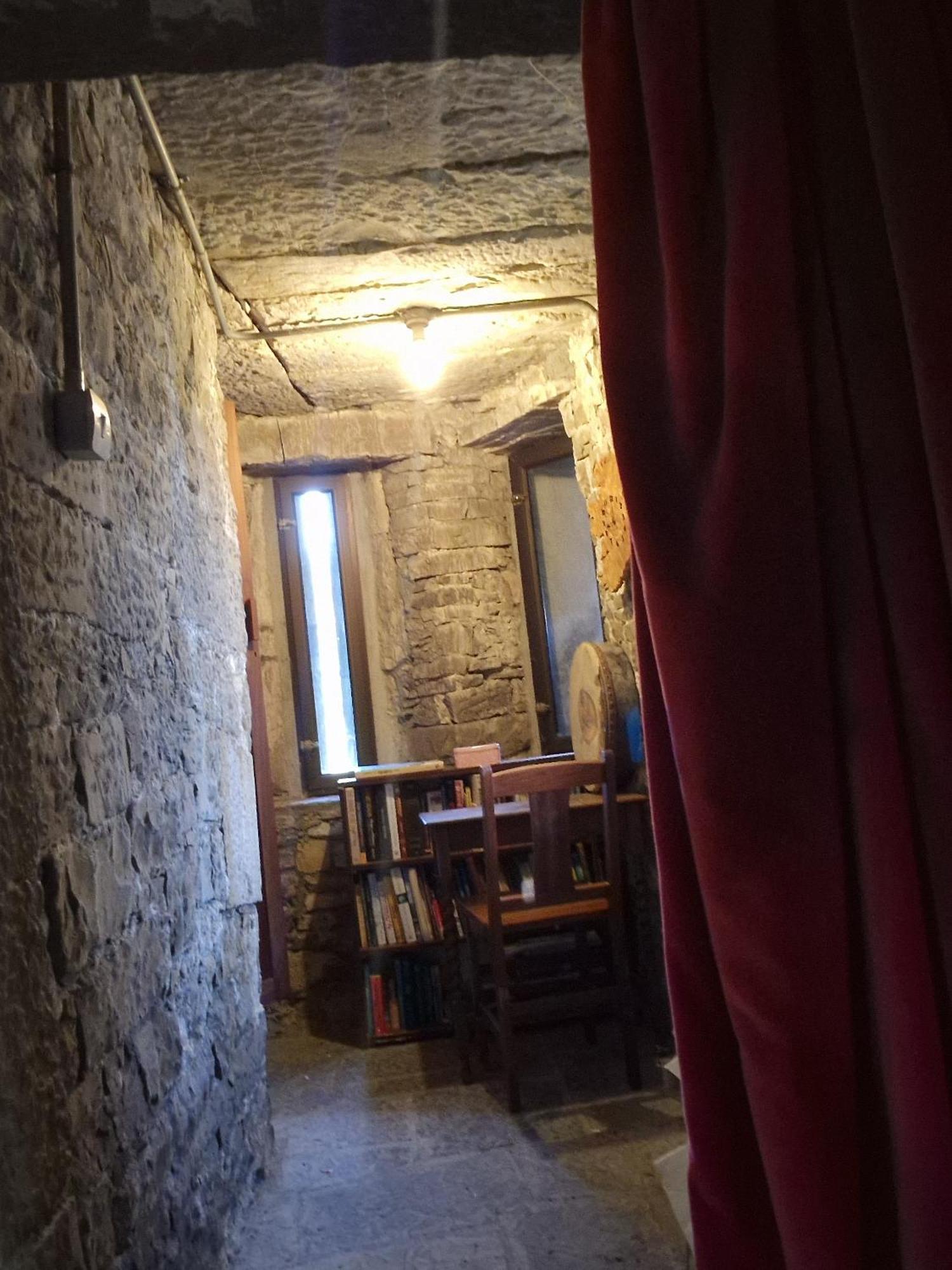 Ballindooley Castle *