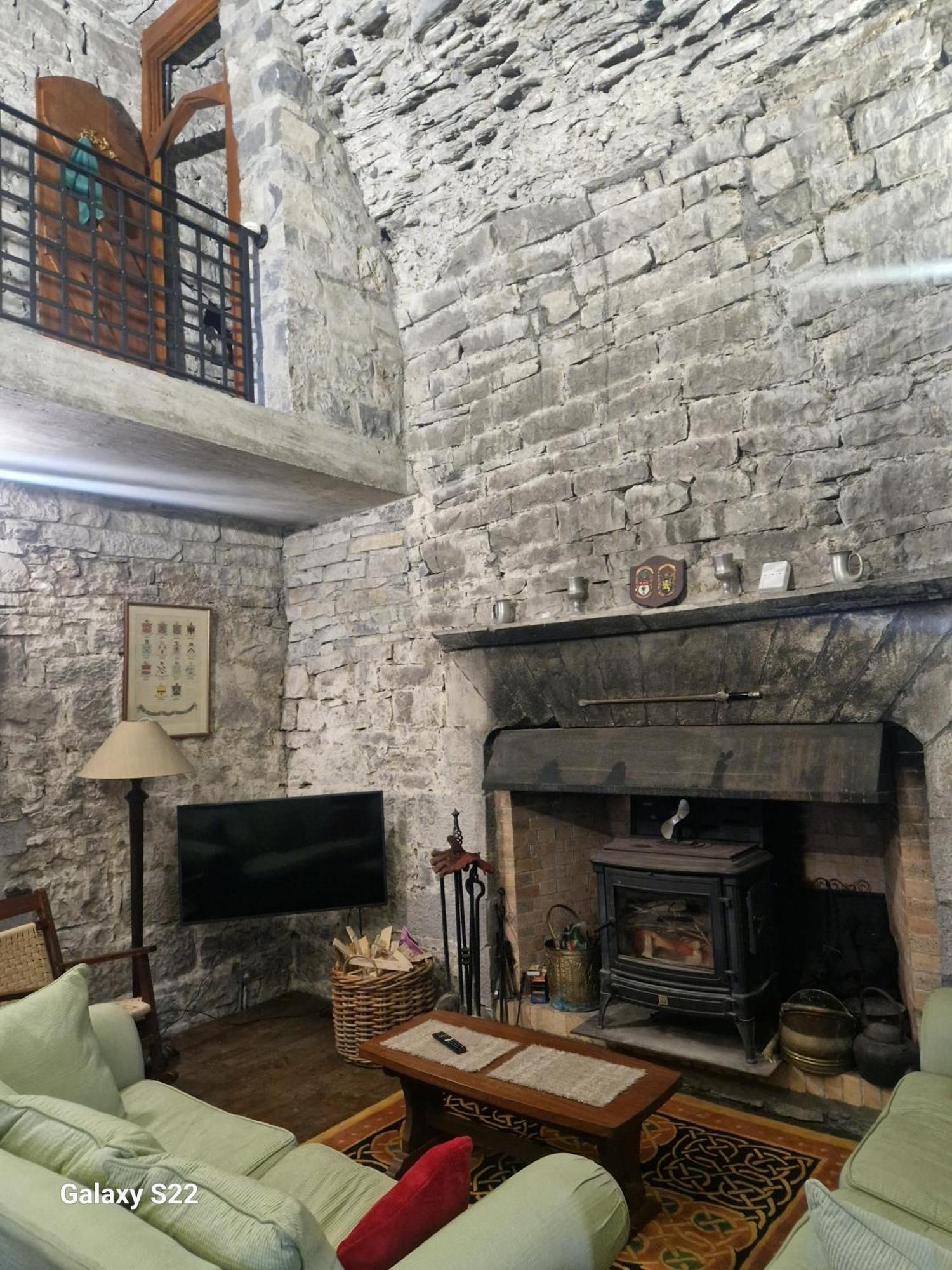 Ballindooley Castle Holiday home