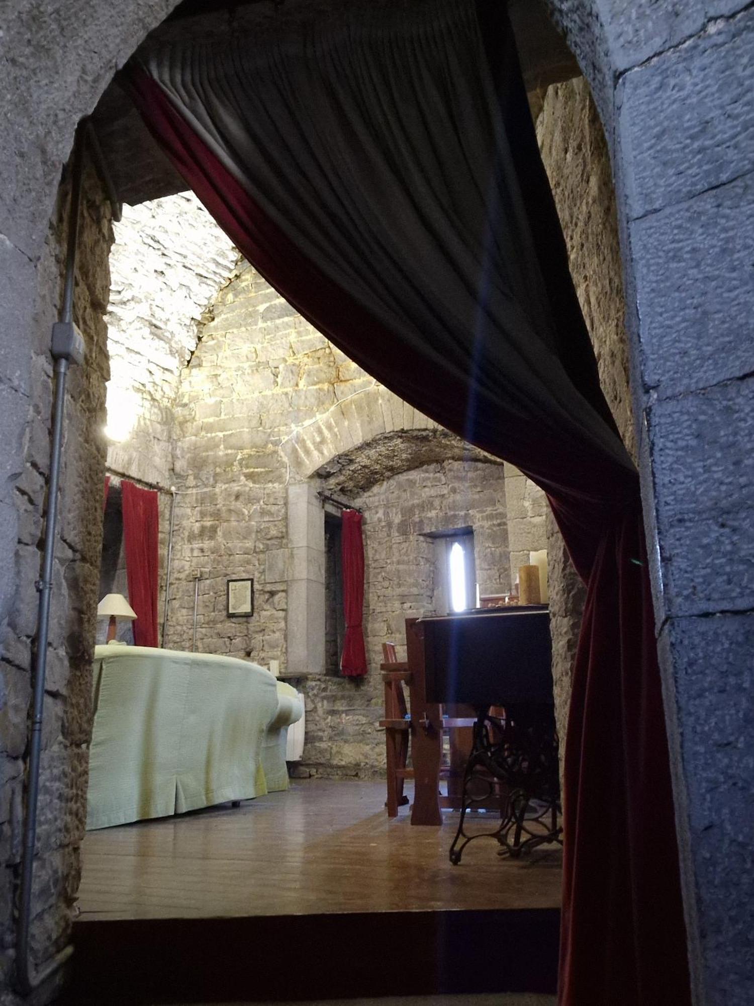 Ballindooley Castle Holiday home *
