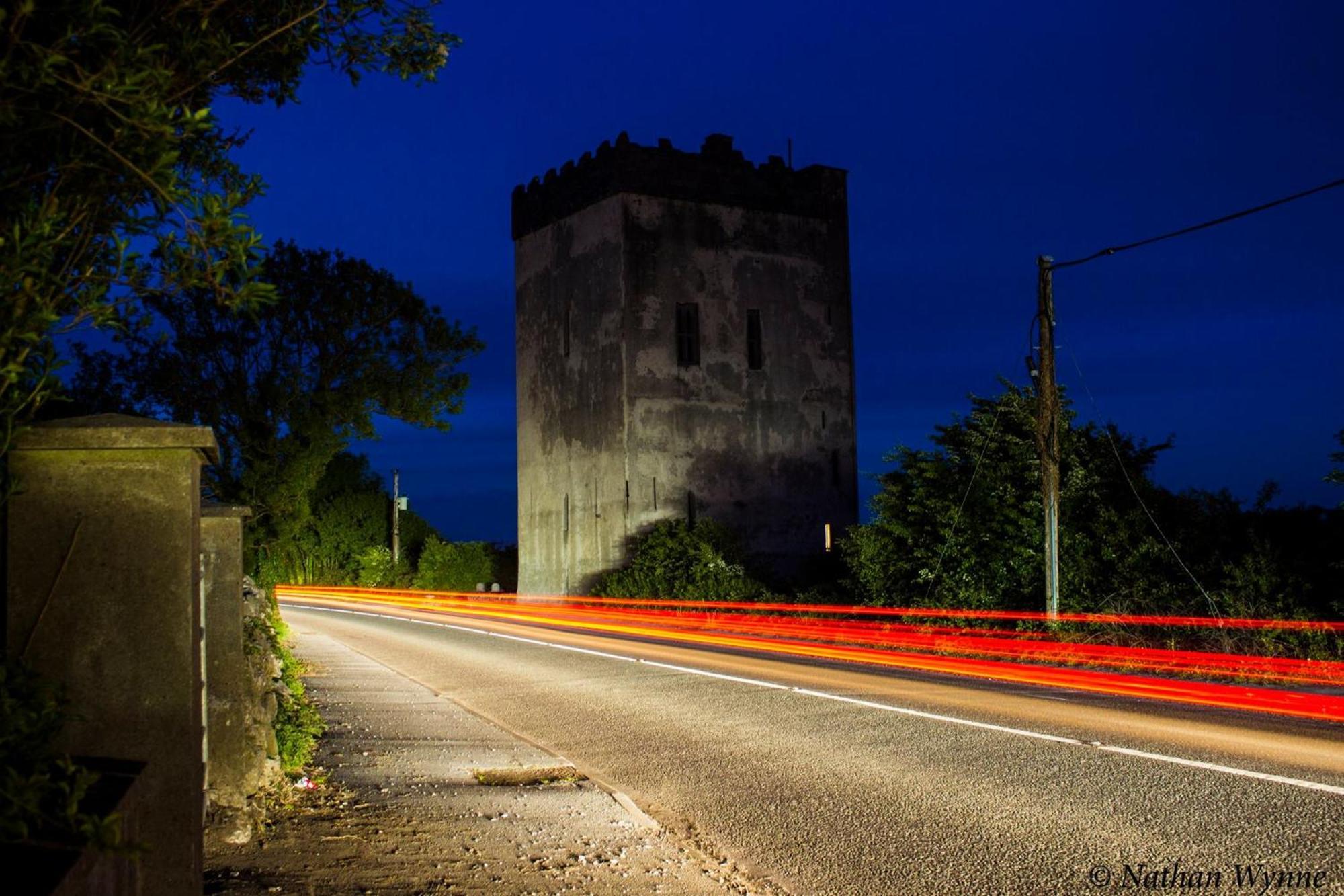 Holiday home Ballindooley Castle *
