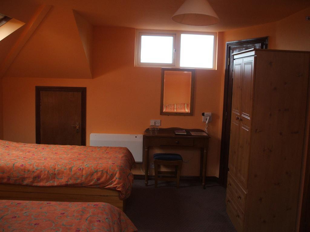 Guest house Corrib Haven 3*