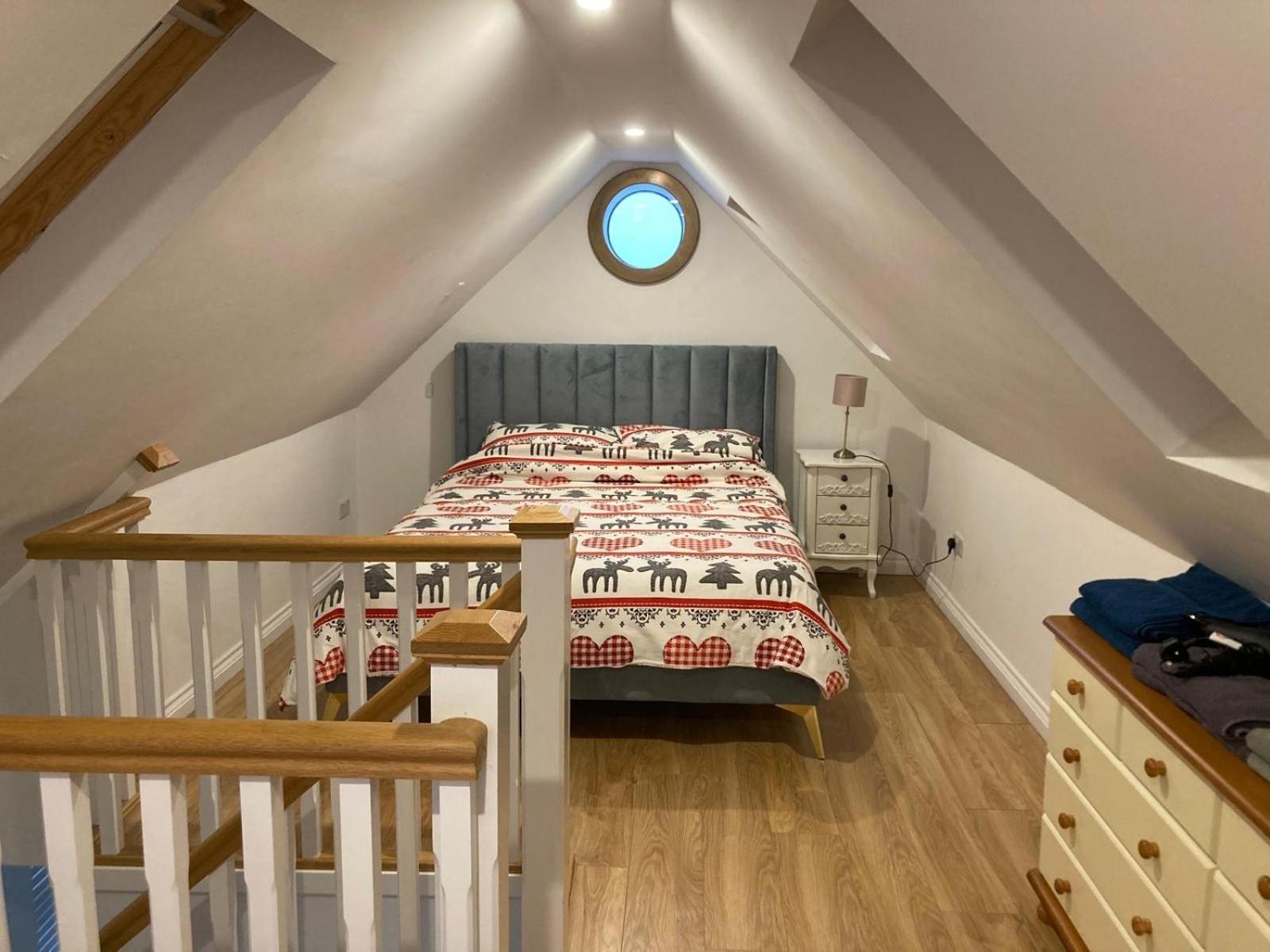 The Burren Snug Apartment *