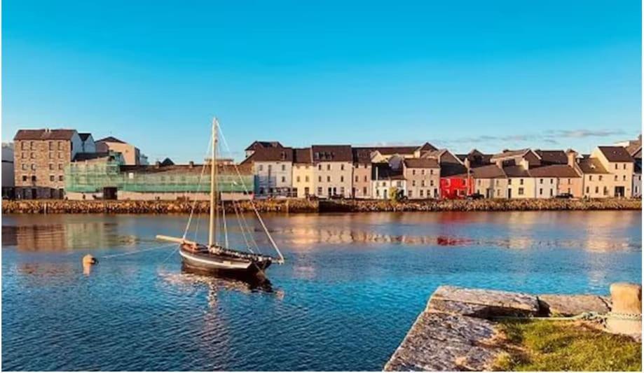 Modern Luxury -four Bed House Galway