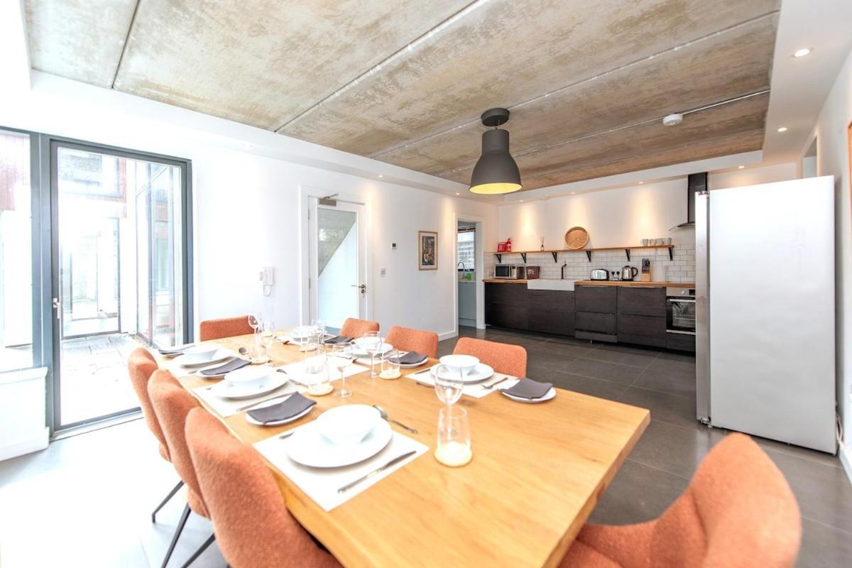 Holiday home Modern Luxury -four Bed House *