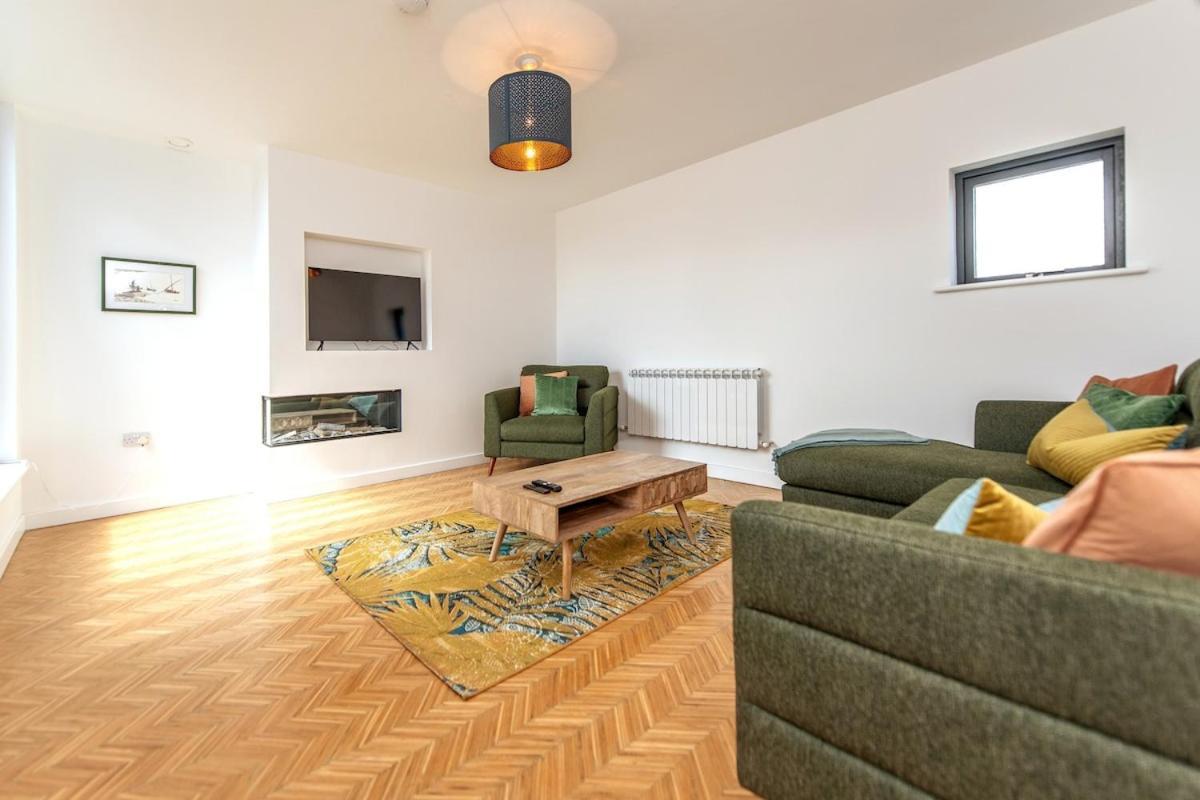 Holiday home Modern Luxury -four Bed House
