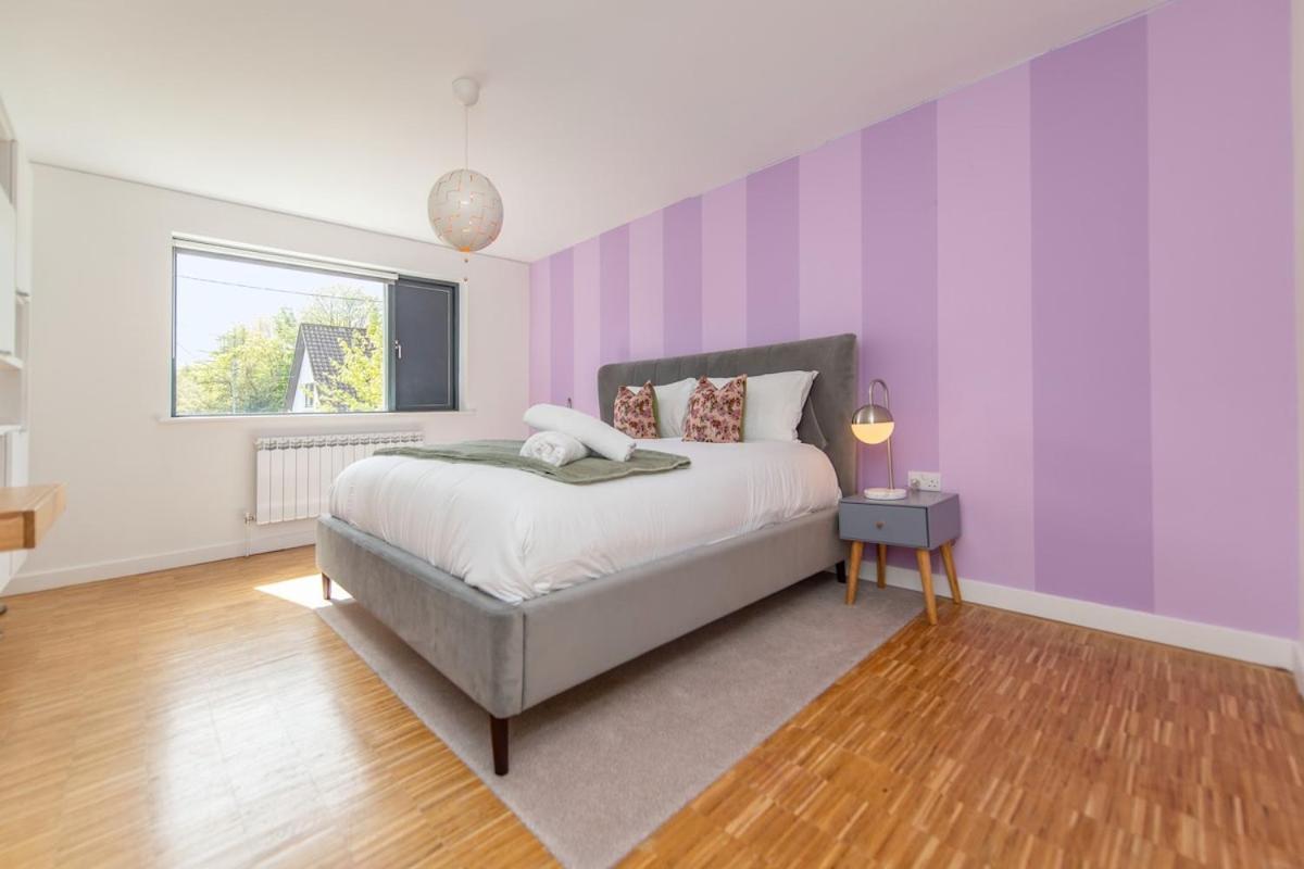Holiday home Modern Luxury -four Bed House Galway