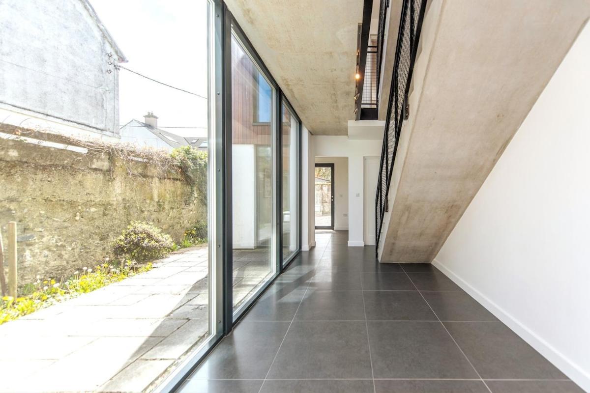 Modern Luxury -four Bed House * Galway