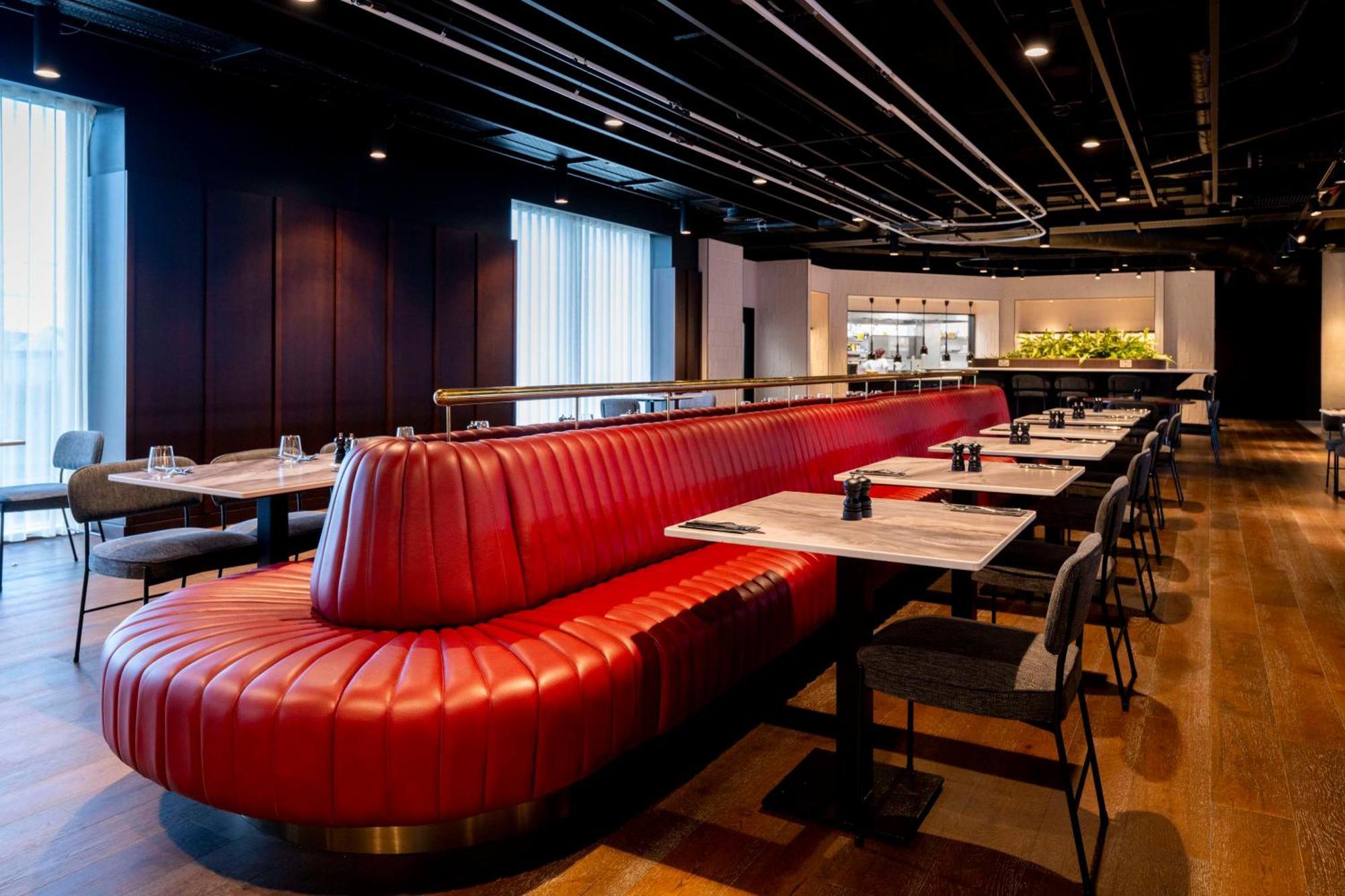Radisson Red Hotel