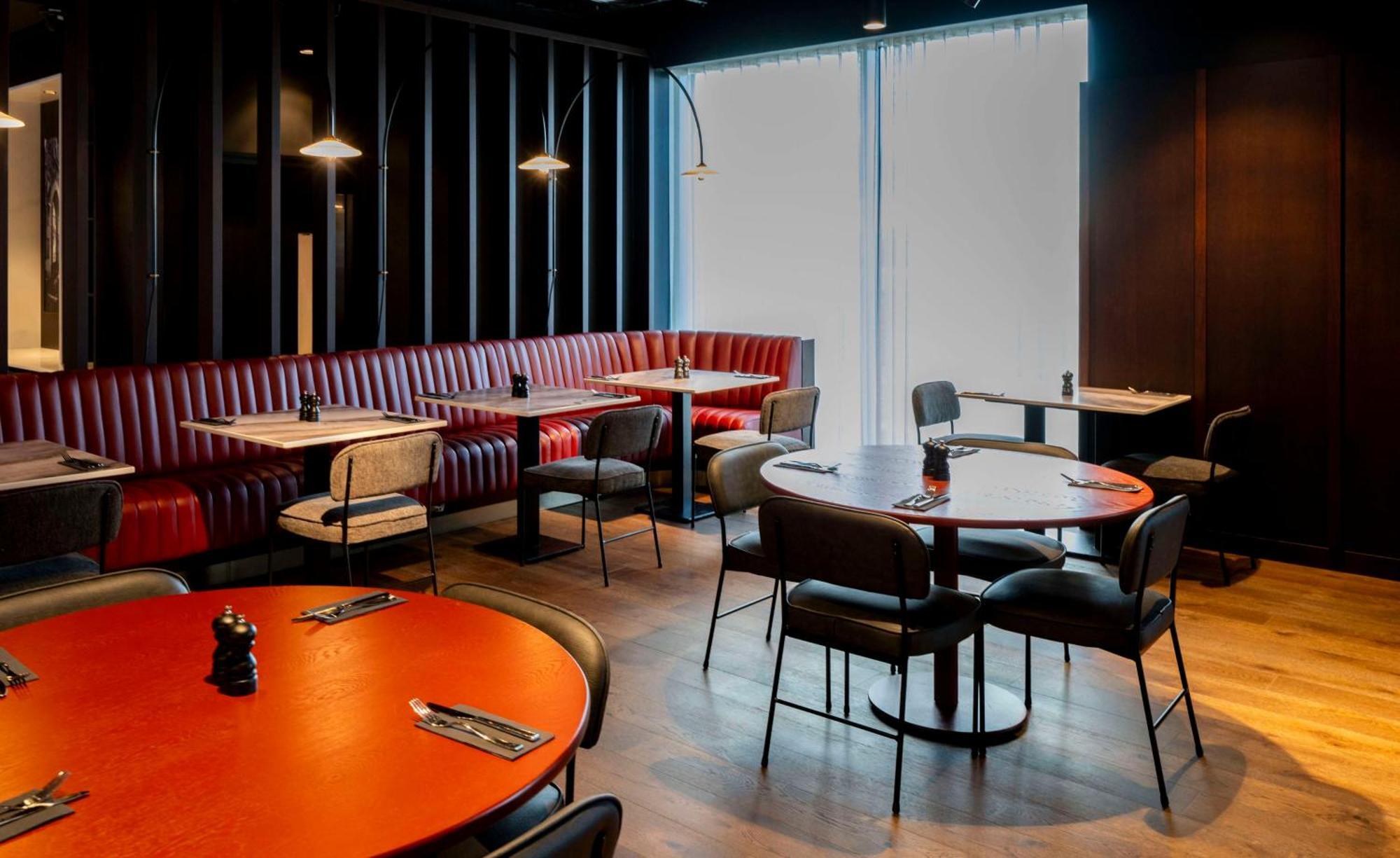 Radisson Red 4*