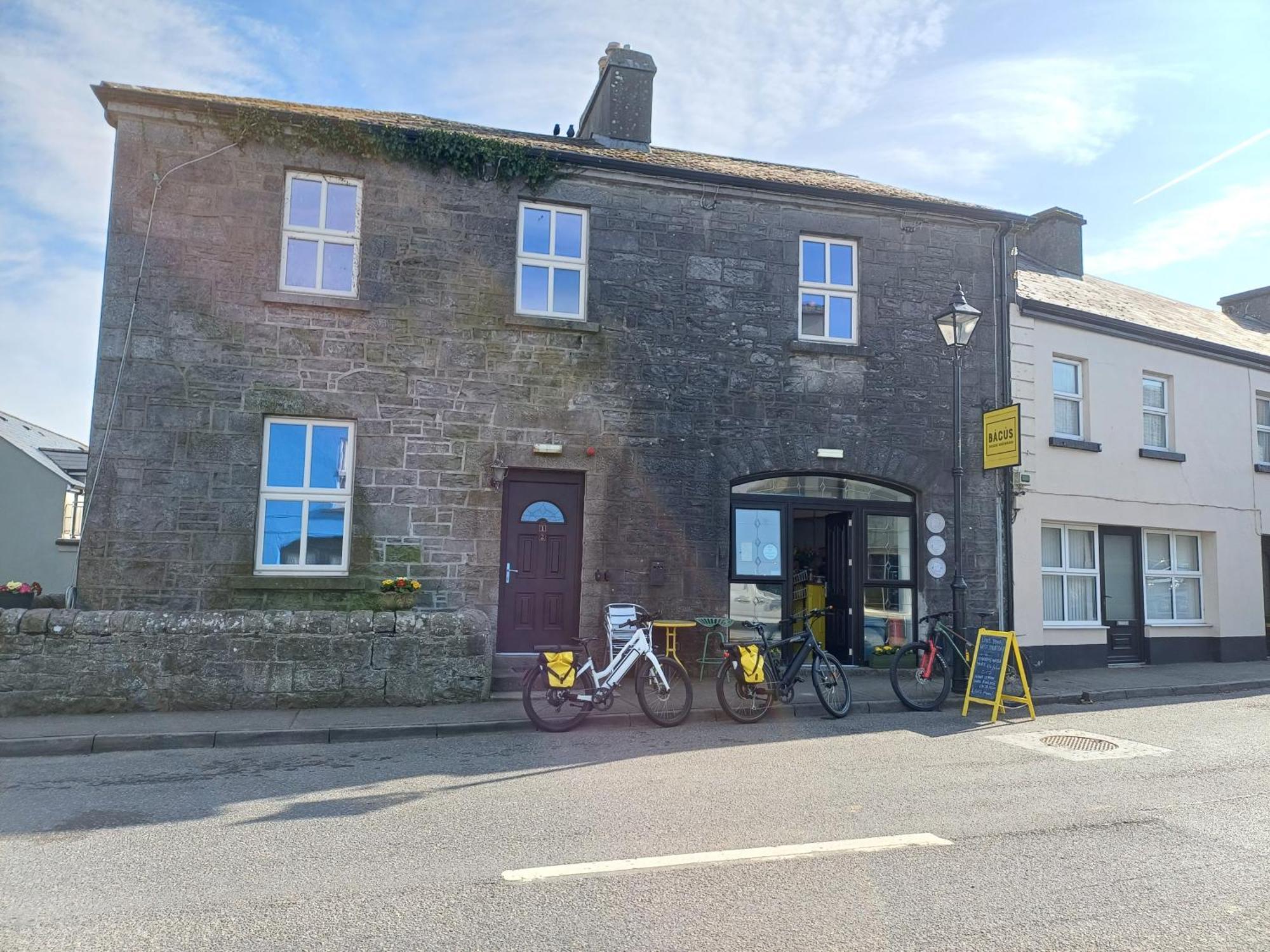 Apartment Clonbur House - Two Bedroom Village