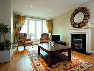 Jameson Court Aparthotel 4*