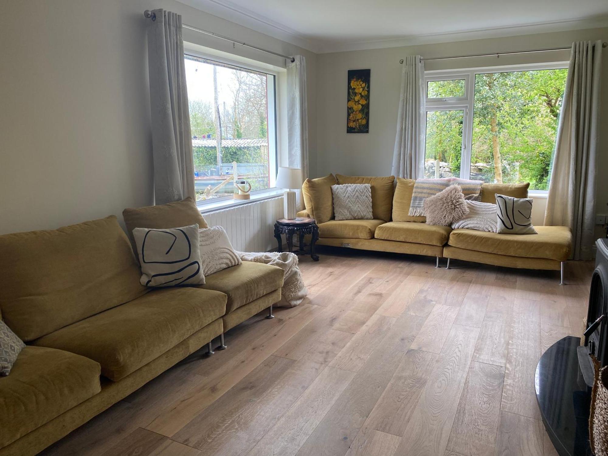 Golfing, Walking, Fishing Rest - Sleeps 8 Holiday home *