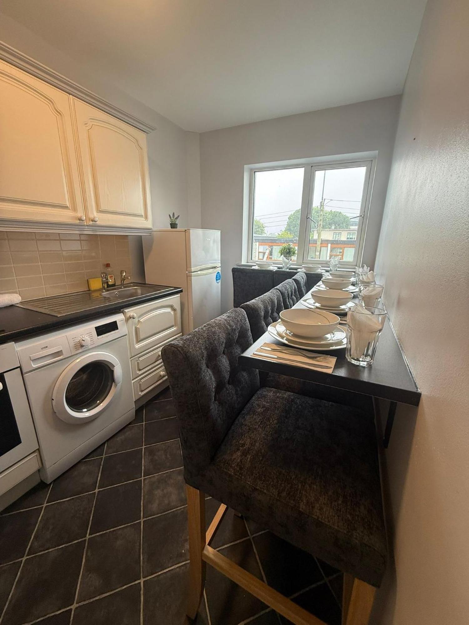1 Newcastle Above Paddy Power Apartment Galway