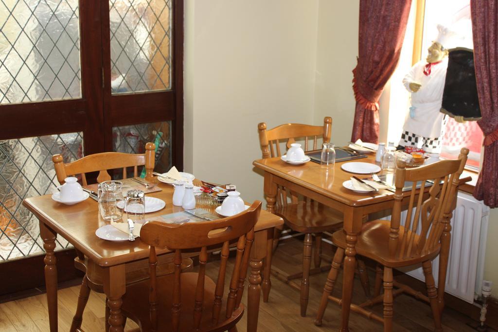 Gardenfield House Bed & Breakfast Bed & Breakfast