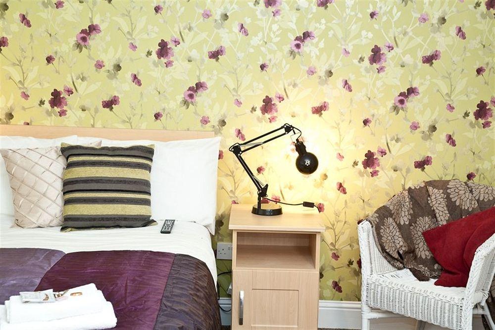 Bed & Breakfast Pembroke House 4*