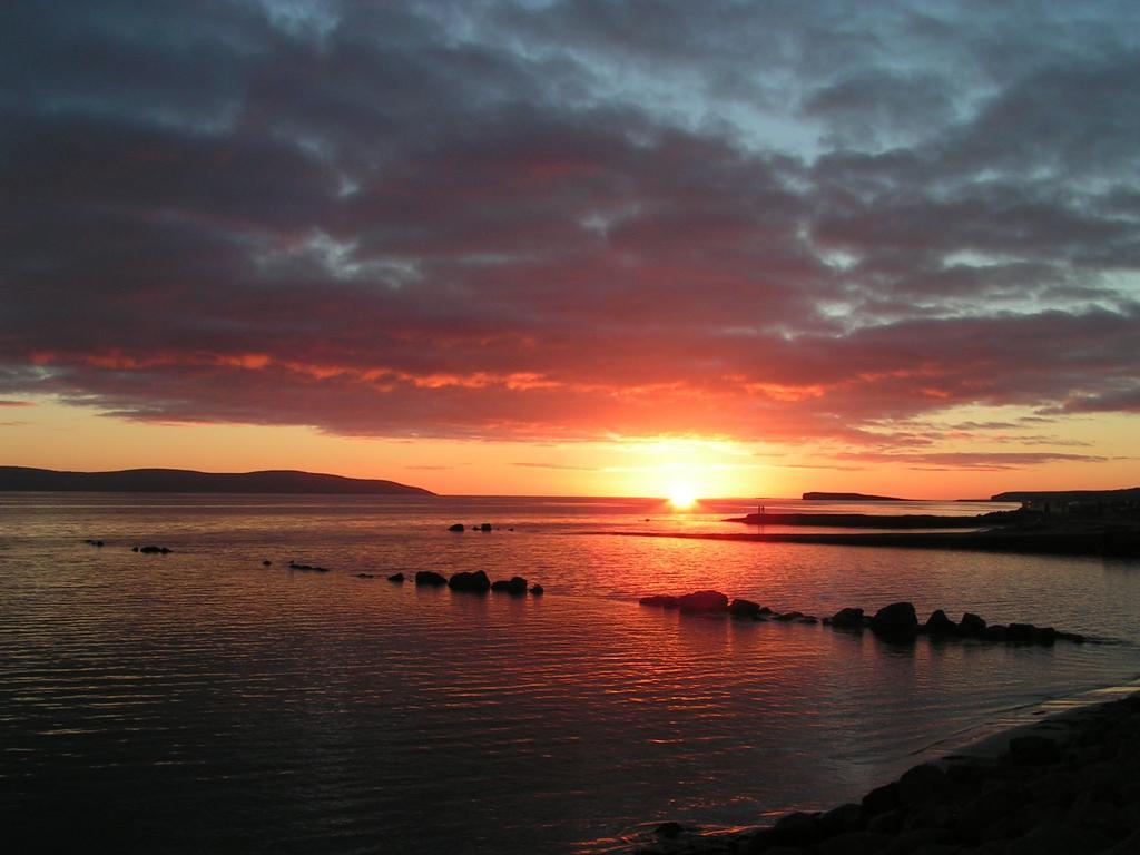 Sea Breeze 5* Galway