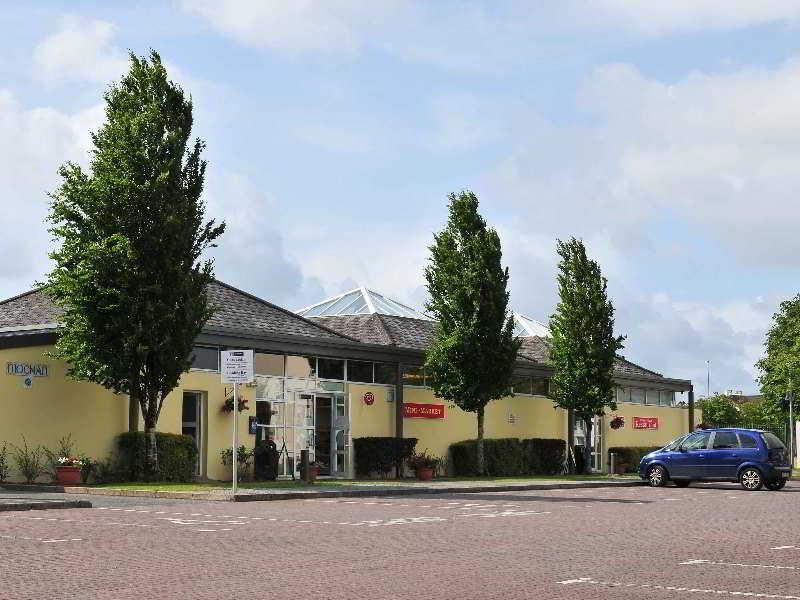 Apartment Corrib Village Of *