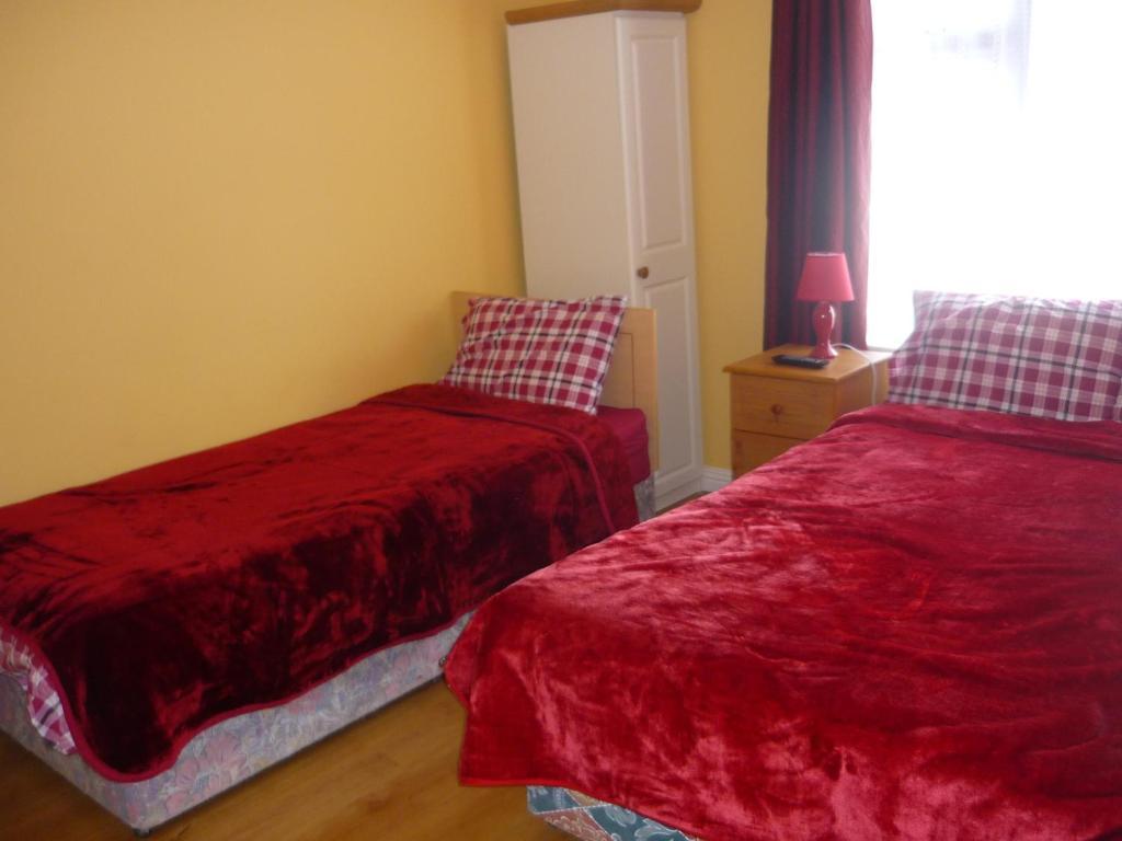 Deacys Bed & Breakfast Galway