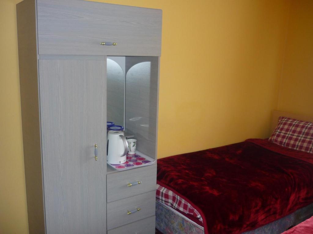 Bed & Breakfast Deacys Galway