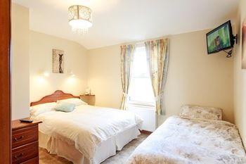 Guest house Bay View Guest House And B&B 3*