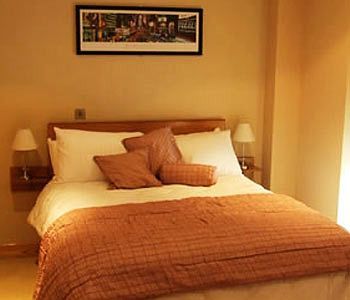 Guest house The Eyre Square Townhouse 3*