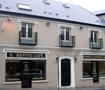 The Eyre Square Townhouse 3*