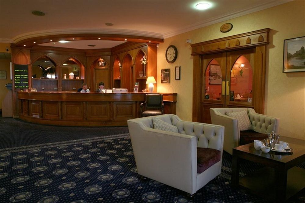 Menlo Park Hotel