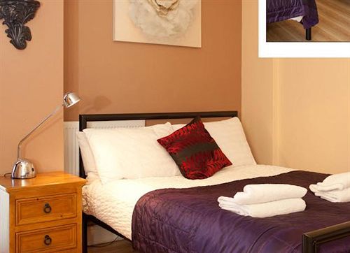 Hostel Snoozles Centre