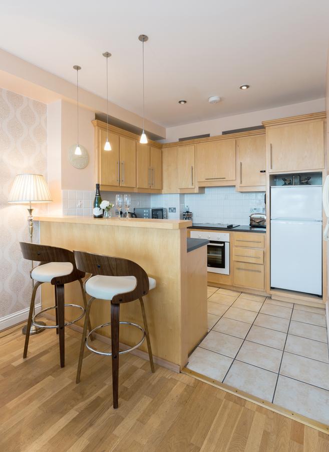 Apartment Sea View Luxury City Centre - Best Location Galway