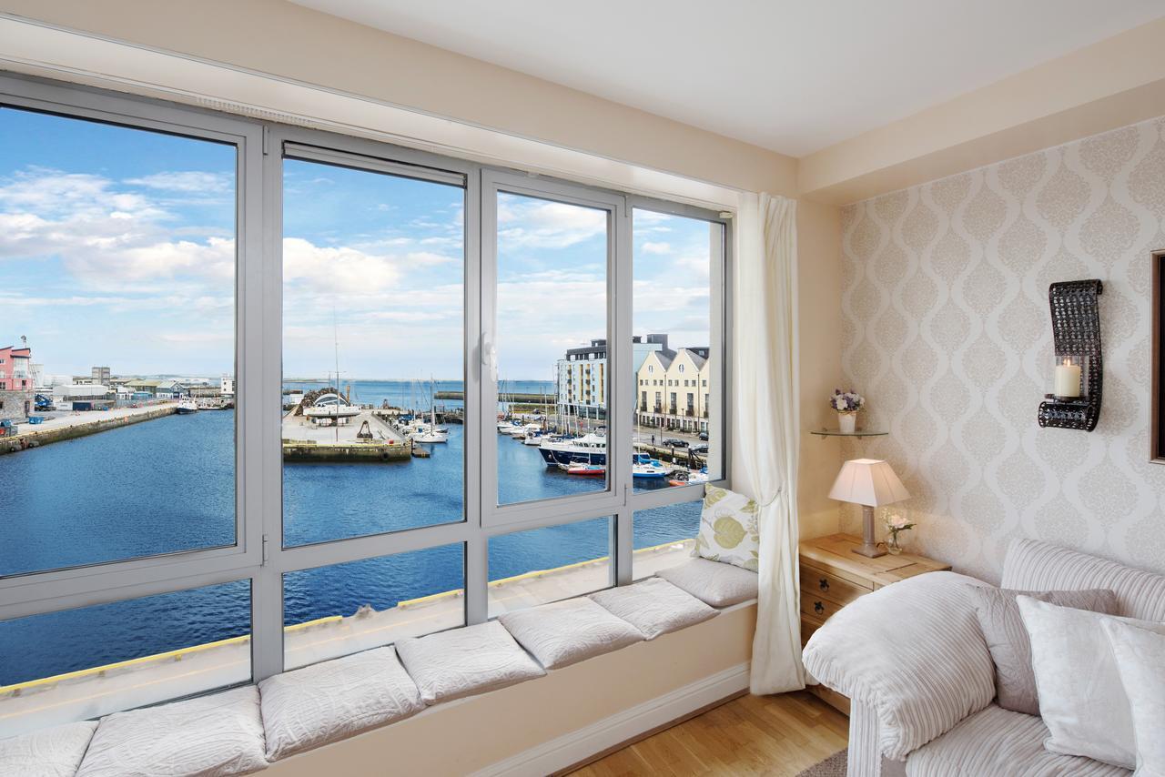 Apartment Sea View Luxury City Centre - Best Location Galway