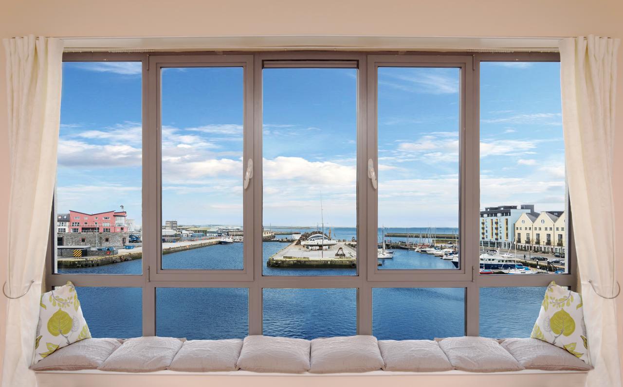 Sea View Luxury City Centre - Best Location * Galway
