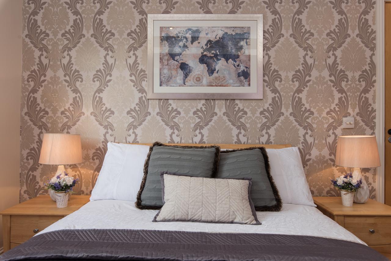 Apartment Sea View Luxury City Centre - Best Location Galway